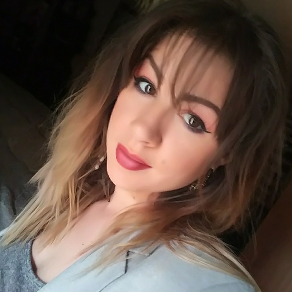 Meet your Posher, J - Picture 1 of 1